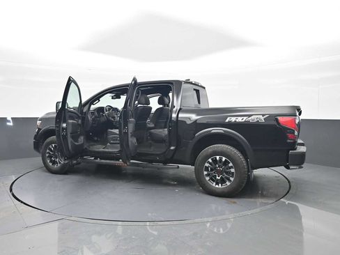 Used 2024 Nissan Titan PRO-4X w/ Pro-4x Convenience Package image 43