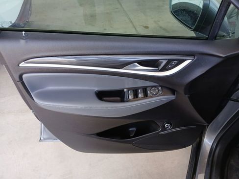 Certified 2019 Buick Enclave Essence FWD image 23