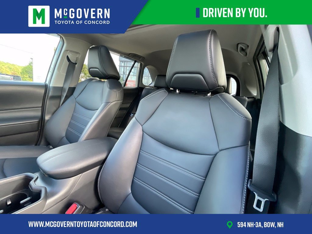 Used 2023 Toyota RAV4 XLE Premium AWD/4WD image 11