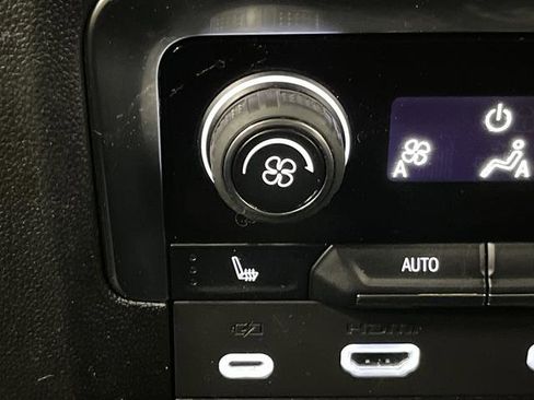 Certified 2022 Chevrolet Tahoe Z71 image 36