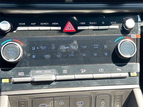 New 2025 Hyundai Santa Fe Calligraphy image 16