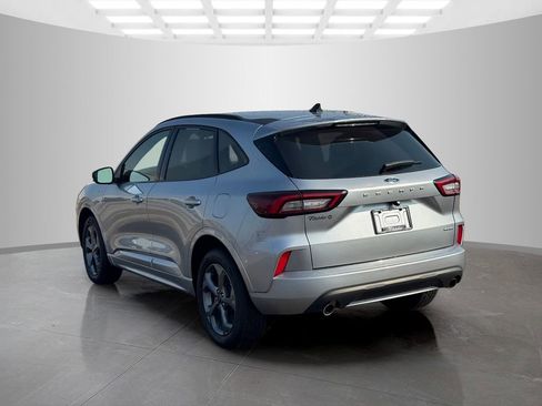 Used 2024 Ford Escape ST-Line image 5