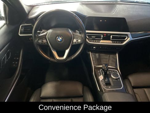 Used 2020 BMW 330i xDrive Sedan w/ Convenience Package AWD/4WD image 4