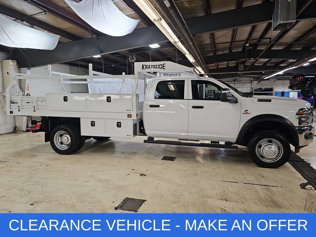 New 2026 RAM 5500 Tradesman AWD/4WD image 27