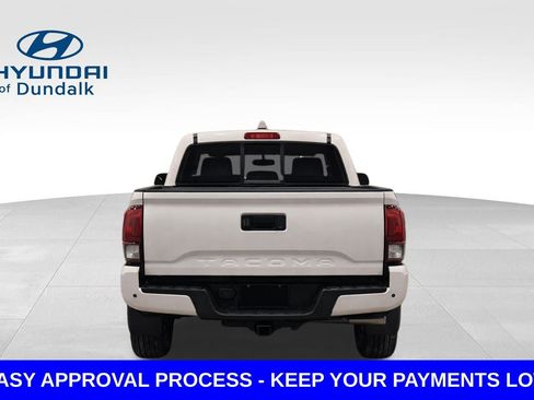 Used 2020 Toyota Tacoma SR w/ SR Convenience Package RWD image 10