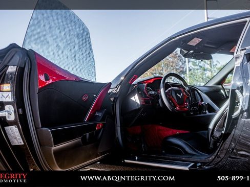 Used 2019 Chevrolet Corvette Stingray Coupe w/ Battery Protection Package image 18