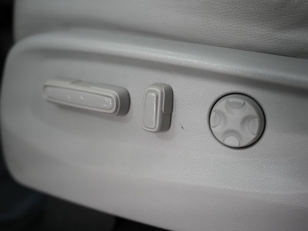 Used 2018 Honda Odyssey EX-L image 47