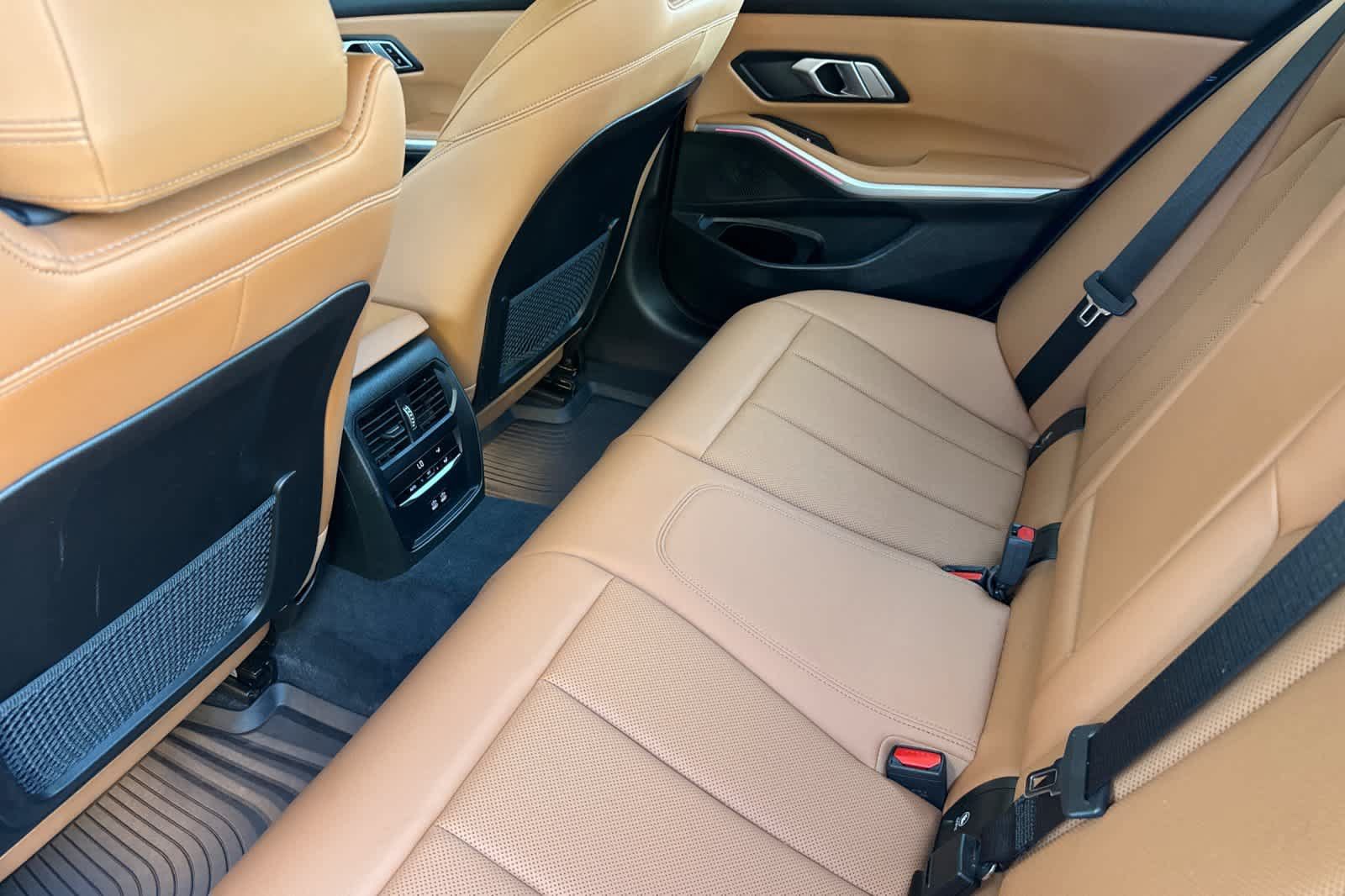 Used 2023 BMW 330e w/ Premium Package RWD image 4