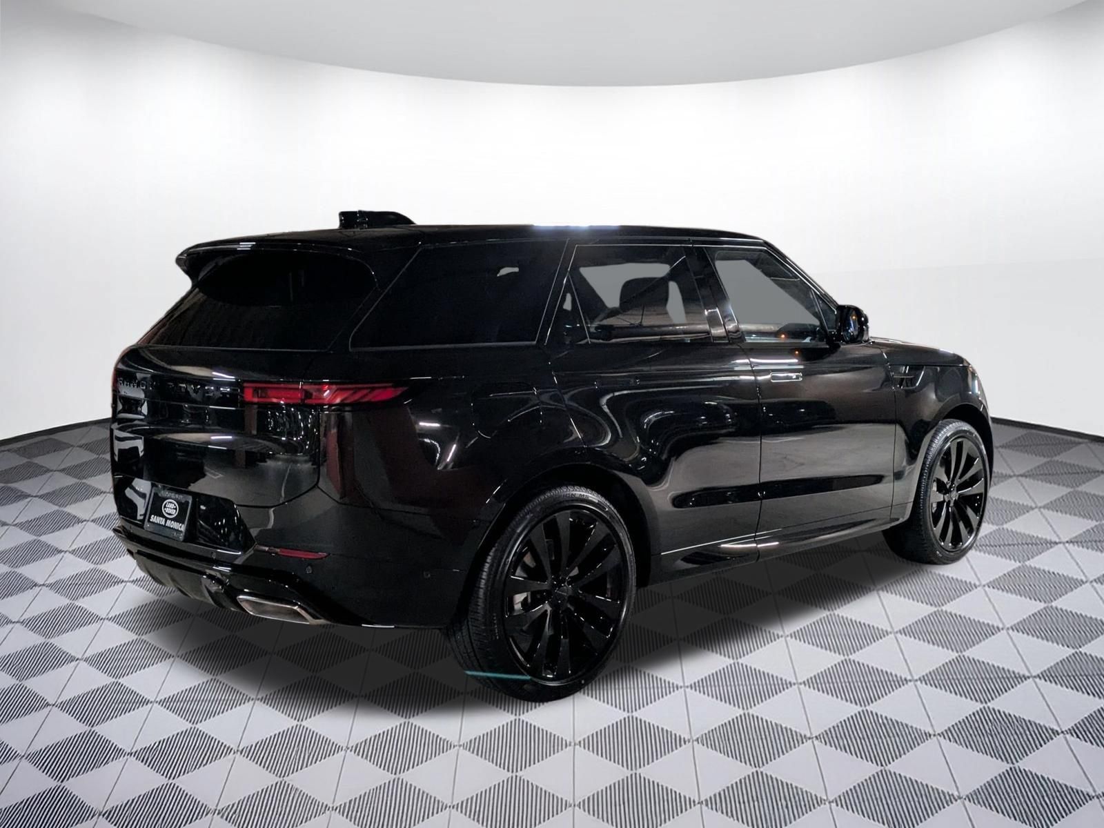 New 2026 Land Rover Range Rover Sport Dynamic SE AWD/4WD image 5