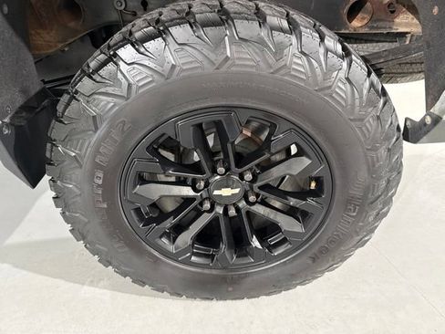 Used 2015 Chevrolet Silverado 1500 LT w/ All Star Edition AWD/4WD image 7