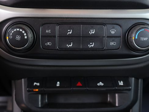 Used 2022 Chevrolet Colorado LT w/ Fleet Safety Package AWD/4WD image 8