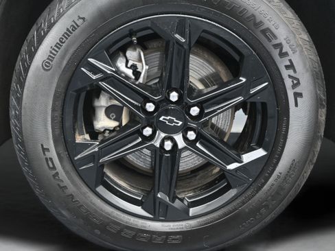 Used 2024 Chevrolet Blazer LT w/ Midnight/Sport Edition FWD image 10