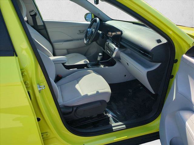 Used 2025 Hyundai Kona SEL AWD/4WD image 19