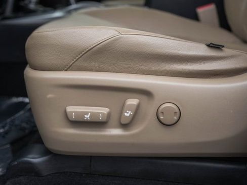 Used 2019 Toyota 4Runner SR5 image 31