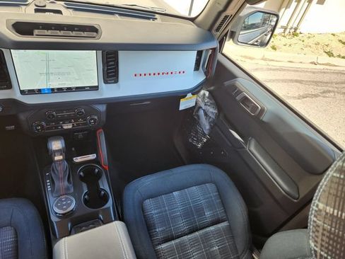 New 2026 Ford Bronco Heritage Edition AWD/4WD image 12