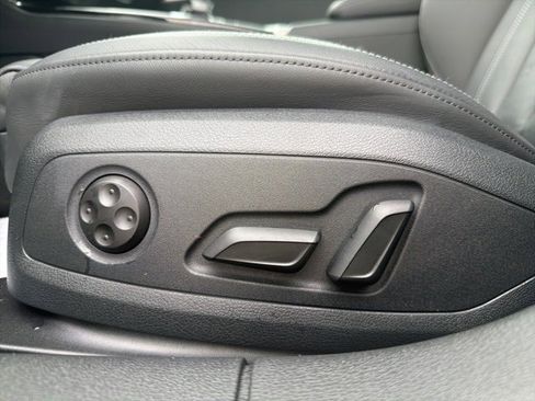 Used 2025 Audi A5 2.0T Premium Plus w/ Convenience Plus Package image 15