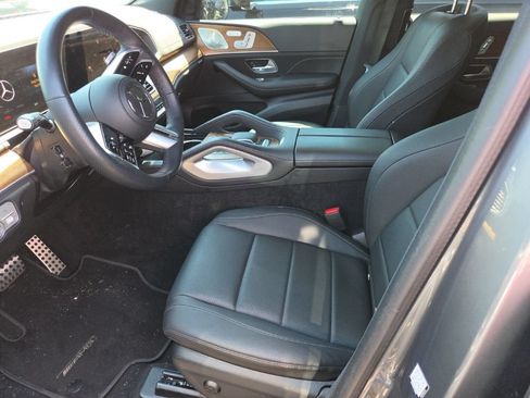 Certified 2024 Mercedes-Benz GLS 450 4MATIC image 4