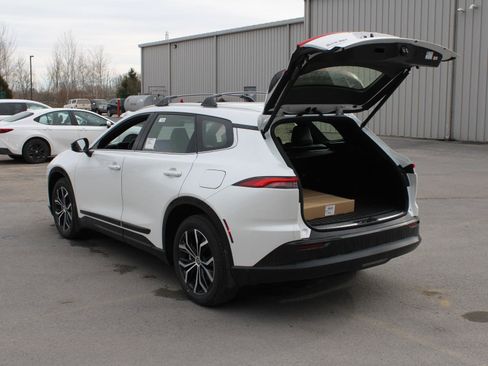 New 2026 Toyota Crown Signia XLE image 7