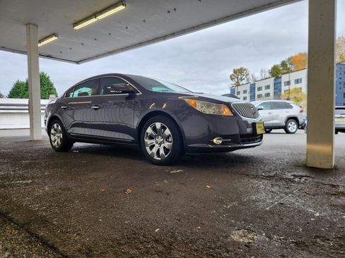 Used 2012 Buick LaCrosse Premium w/ Entertainment Package image 7