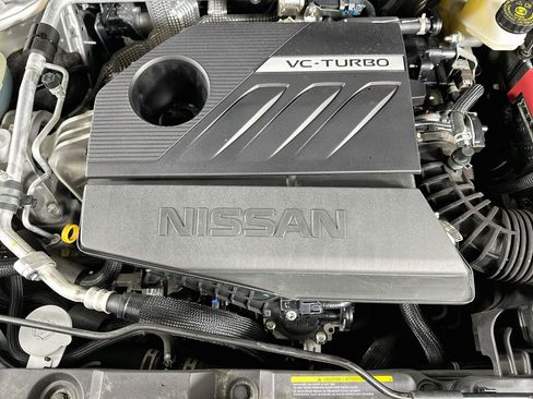 Used 2023 Nissan Rogue SV FWD image 31
