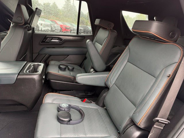 Used 2025 GMC Yukon AT4 w/ AT4 Premium Plus Package AWD/4WD image 22
