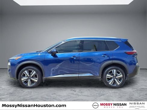 Used 2023 Nissan Rogue SL w/ SL Premium Package FWD image 5