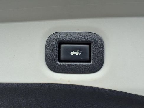 Used 2015 Nissan Rogue SL w/ SL Premium Package image 26