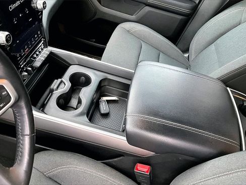 Used 2023 RAM 1500 Big Horn image 14