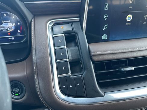 Used 2023 Chevrolet Tahoe High Country image 25