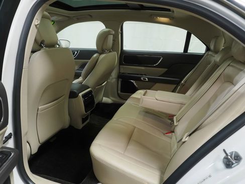 Used 2017 Lincoln Continental Select FWD image 14