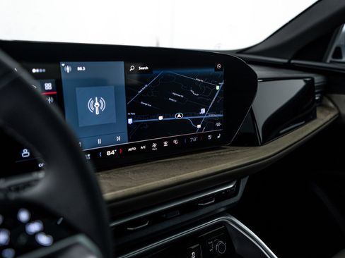 New 2025 Audi Q5 Premium Plus image 12