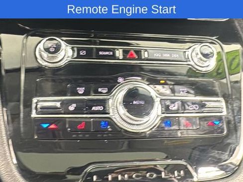 Used 2022 Lincoln Corsair Reserve image 28