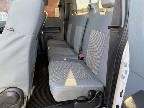 Used 2016 Ford F250 XLT w/ XLT Interior Package AWD/4WD image 22