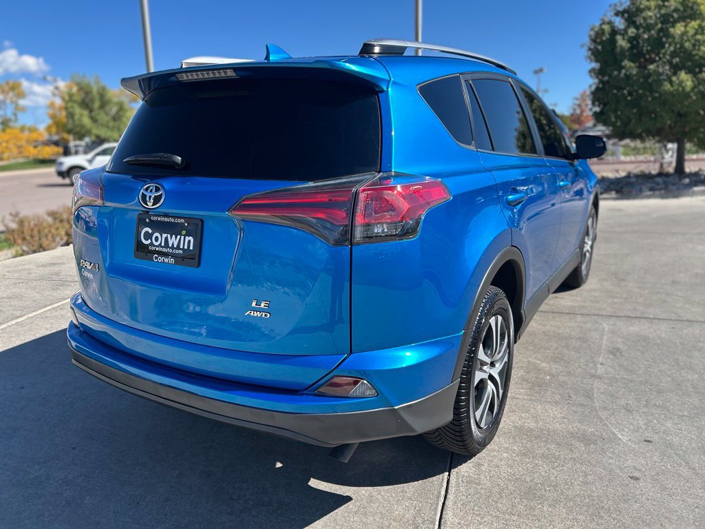 Used 2018 Toyota RAV4 LE w/ All Weather Liner Package AWD/4WD image 8