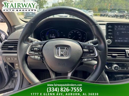 Used 2021 Honda Accord Touring image 18