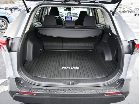 New 2025 Toyota RAV4 LE image 7