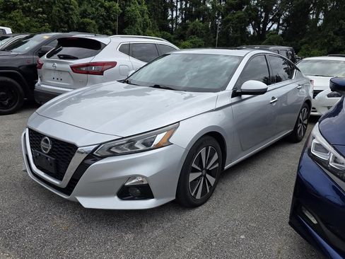 Used 2020 Nissan Altima 2.5 SL FWD image 4