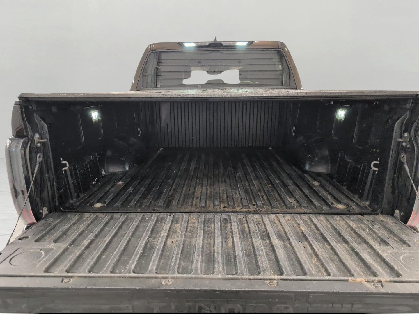 Used 2023 Toyota Tundra Limited w/ Power Package AWD/4WD image 16