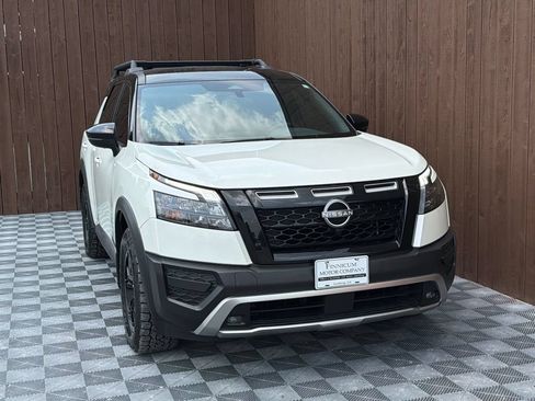 Used 2024 Nissan Pathfinder Rock Creek AWD/4WD image 13