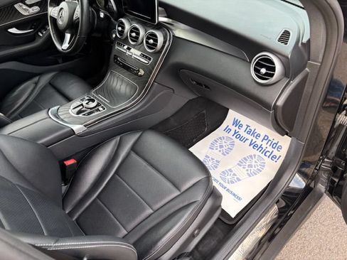 Used 2017 Mercedes-Benz GLC 300 4MATIC image 17