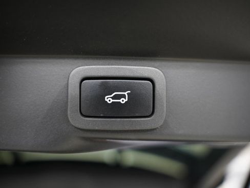 Used 2019 Land Rover Range Rover Sport Supercharged image 37