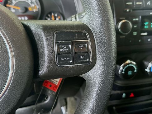 Used 2017 Jeep Patriot Sport w/ Power Value Group FWD image 17