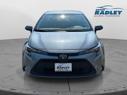 Used 2022 Toyota Corolla LE FWD image 6