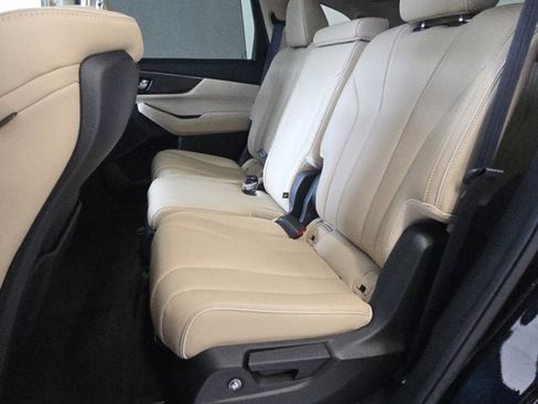 Used 2023 Acura MDX SH-AWD w/ Advance Package image 14