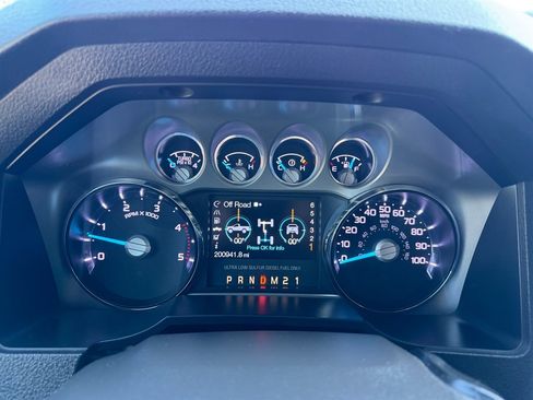 Used 2014 Ford F250 Platinum AWD/4WD image 8