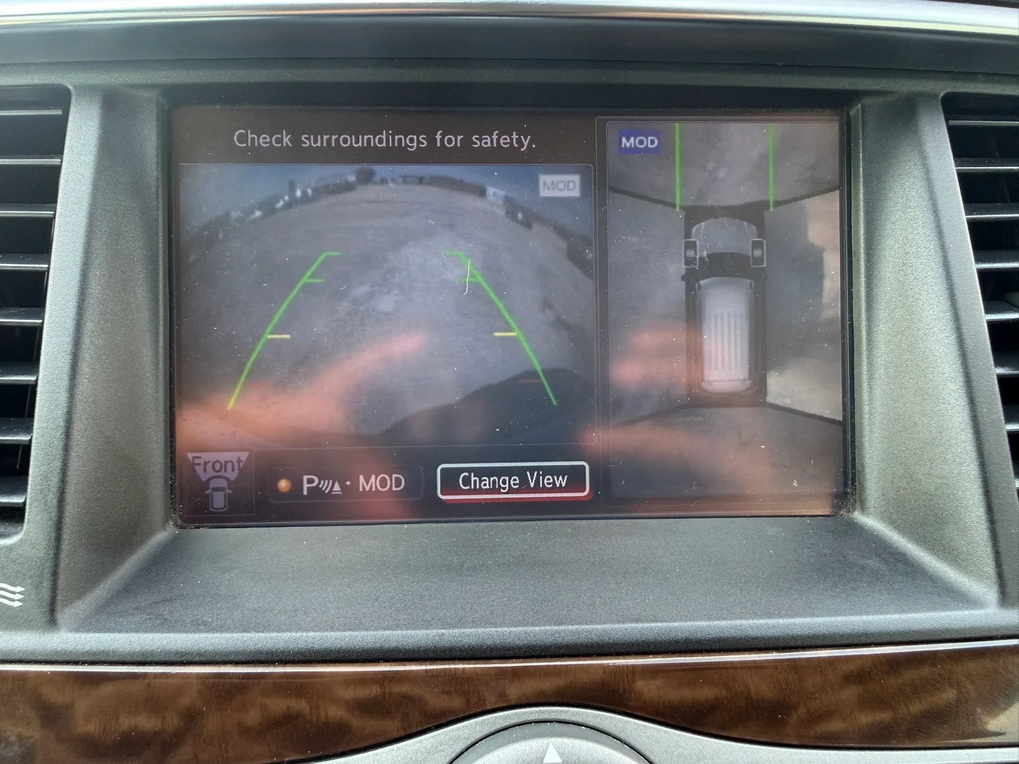 Used 2017 Nissan Armada Platinum RWD image 24