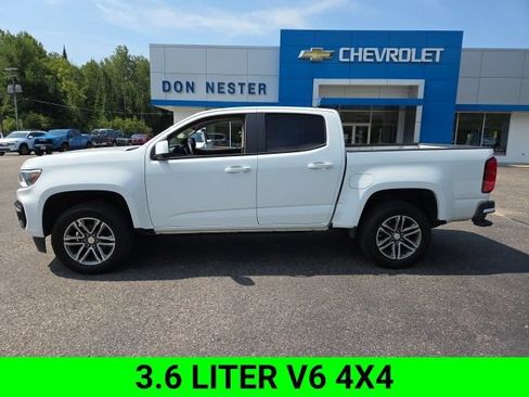 Used 2022 Chevrolet Colorado W/T w/ Custom Special Edition AWD/4WD image 6