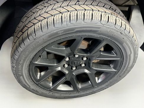 Used 2022 RAM 1500 Laramie image 30