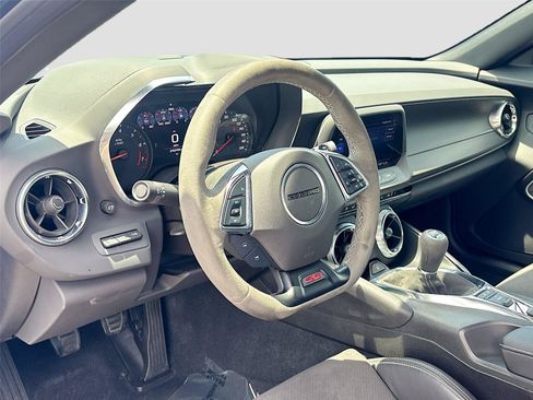 Used 2023 Chevrolet Camaro SS RWD image 9