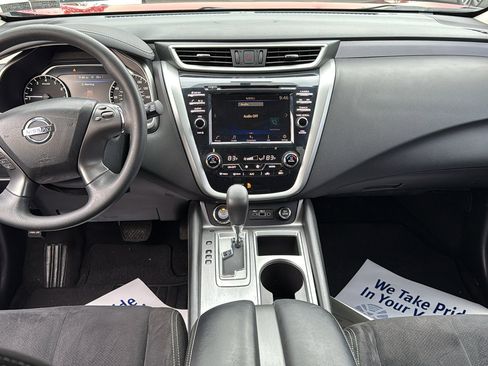 Used 2019 Nissan Murano S image 5